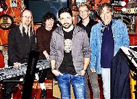 Ritchie Blackmore: най-после представи бандата за предстоящите рок концерти