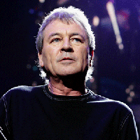 Ian Gillan: ще зарадва феновете през ноември