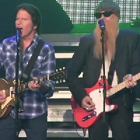 John Fogerty & Billy Gibbons изпълниха на живо новото си парче John Fogerty & Billy Gibbons изпълниха на живо новото си парче
