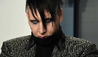 Marilyn Manson: стая за лоши момичета Marilyn Manson: стая за лоши момичета
