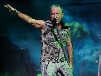 Bruce Dickinson: не желая да платя 1200 долара за да гледам U2