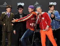 Red Hot Chili Peppers бяха въведени в Залата на славата на рока !
