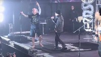 Pantera: Bruce Dickinson се включи на сцената Pantera: Bruce Dickinson се включи на сцената