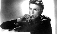 David Bowie: 10 години без него, но с музиката и духа му