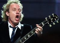 Angus Young: The Best китарист на Австралия !!!