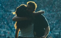 Sam Fender и Olivia Dean: влязоха в музикалната история
