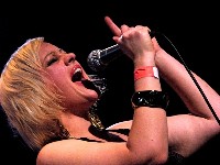 Alice Russell: 19-април, Sofia Live Club...