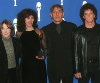 РЕТРОСПЕКТЪР: Velvet Underground за последен път правят парче през 1996 РЕТРОСПЕКТЪР: Velvet Underground за последен път правят парче през 1996