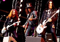 Slash: влизаме в студиото през февруари