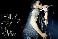 Lenny Kravitz в Stand играе различни роли Lenny Kravitz в Stand играе различни роли